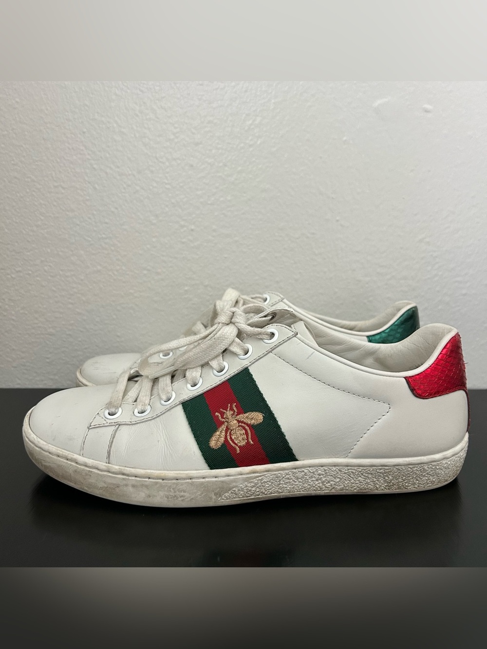 Gucci Ace Women's White Leather Authentic Sneakers Shoes Bee Web Size 36 US 6